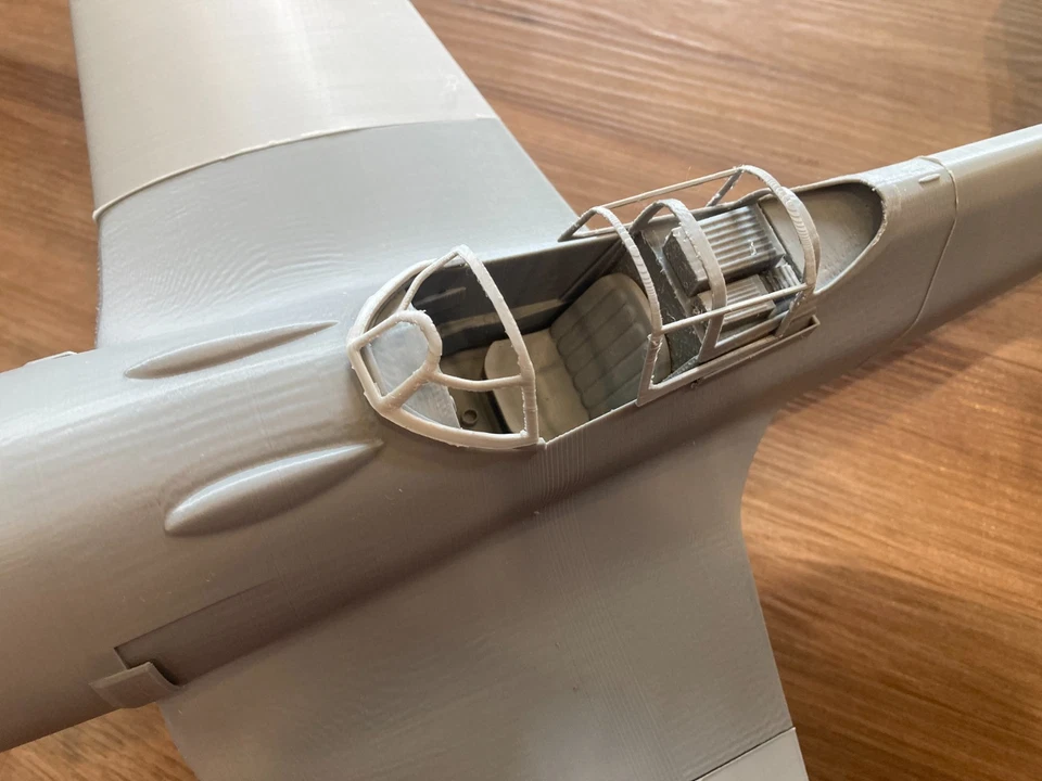 Kit modelo Lavochkin La-7 escala 1:18 - desmontado e sem pintura - Imagem 3 de 4