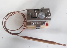 *NEW* INVENSYS SCHNEIDER 80F THERMOSTAT E16835 / 275-3513-00 / C1-122T / 06326