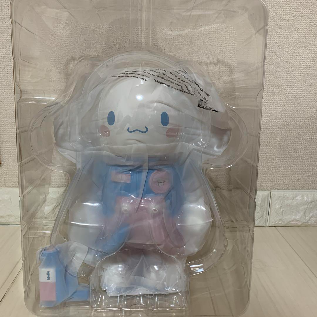 POPMART MEGA SPACE MOLLY 400% Sanrio Family Series CINNAMOROLL New