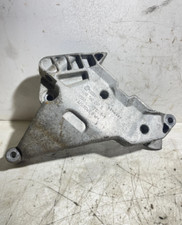 support moteur 03G199207E BKD 2.0 tdi Audi A3 touran golf 5 côté distribution