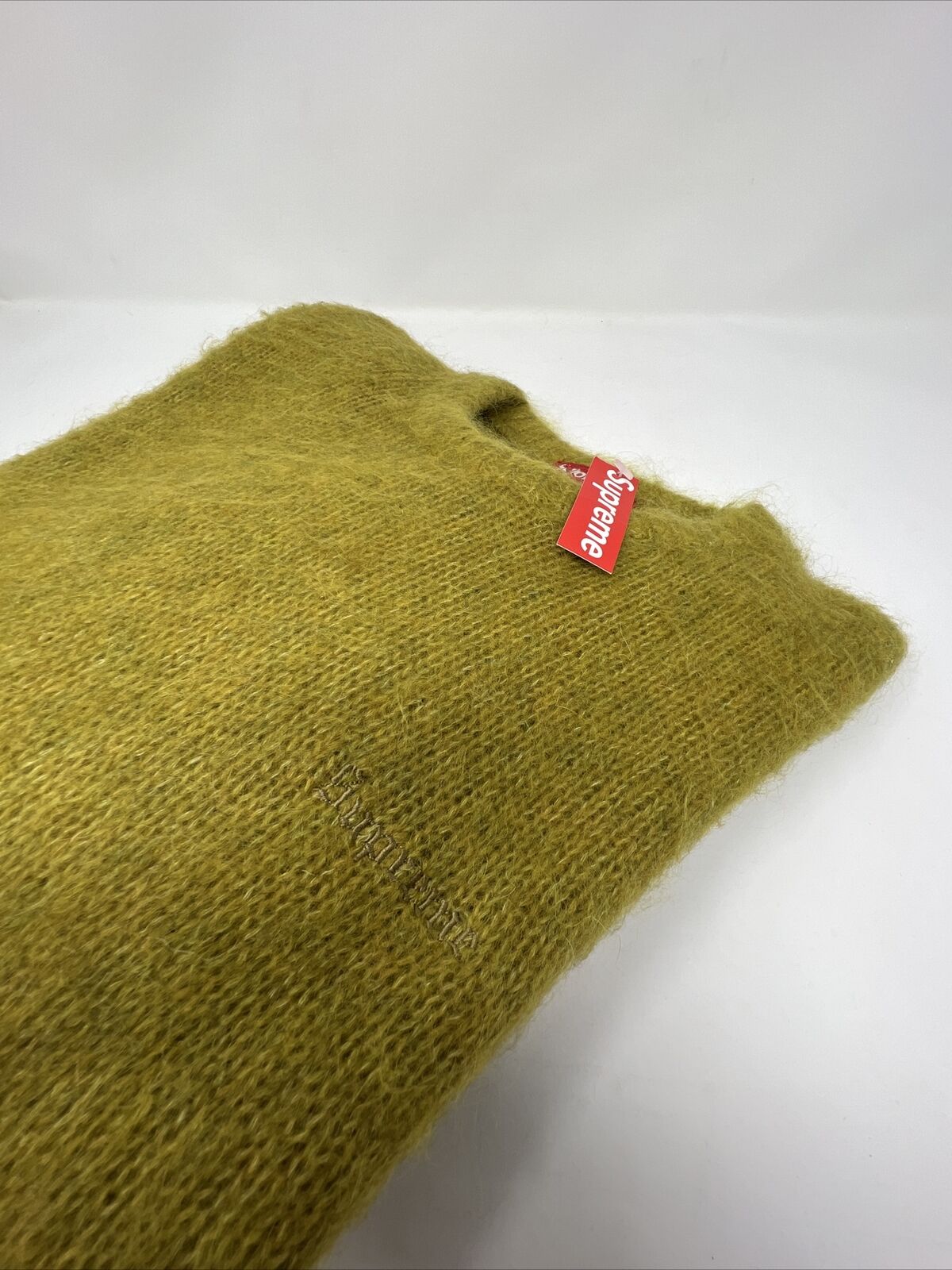 Supreme Brushed Mohair Sweater FW22 Acid Size L Authentic Brand New