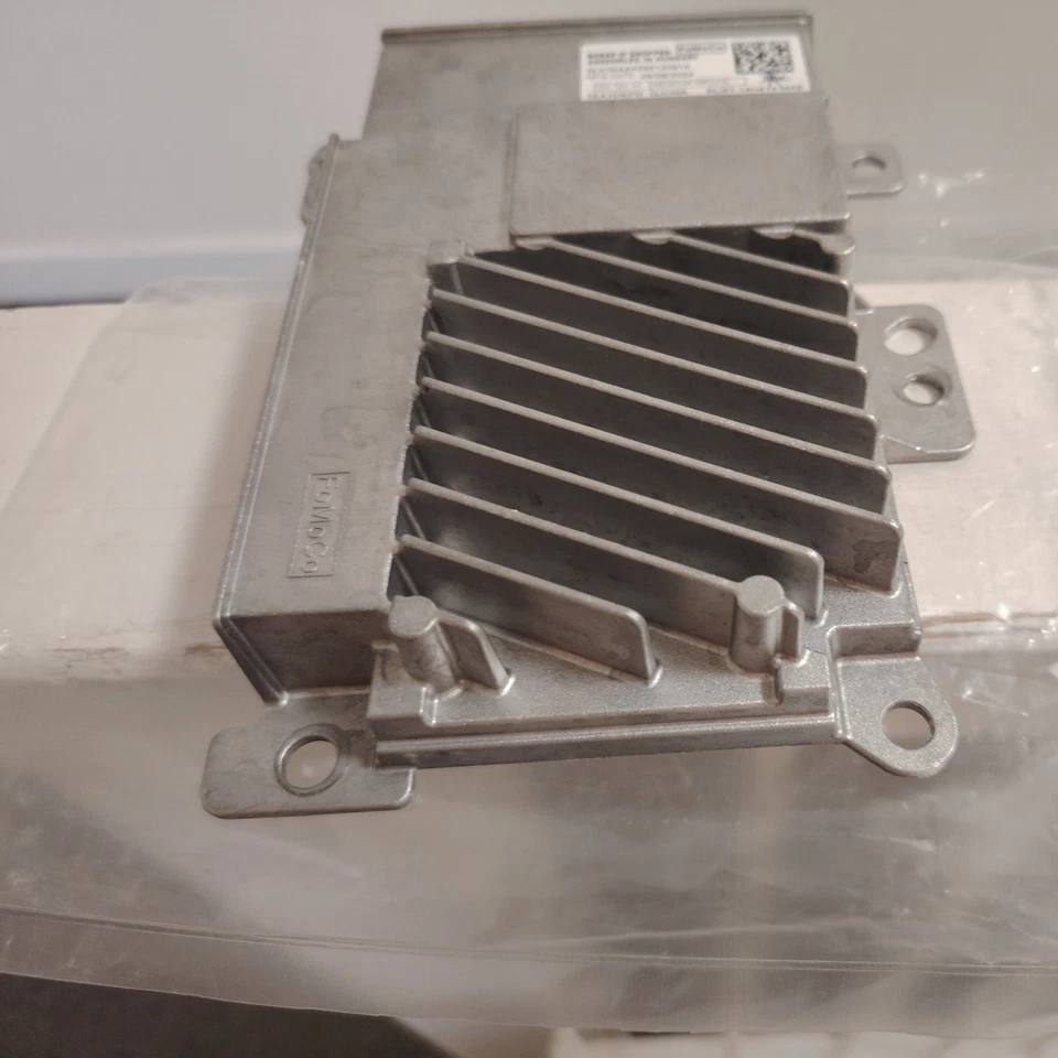 FORD FOCUS MK4 GETAWAY CONTROL MODULE ECU MU5T14H474FAD 2024 - Image 4 of 4