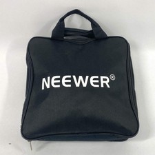 Neewer Professional 660 Bi-Color LED Video Light Kit with U Bracket and Barndoor