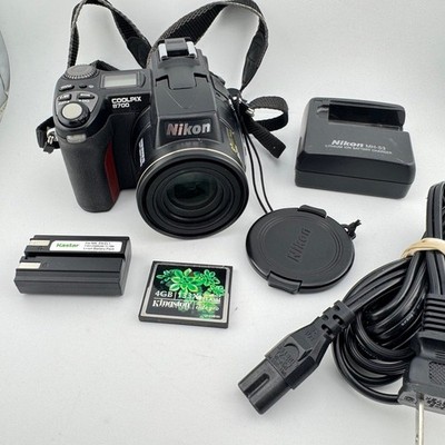 Nikon COOLPIX 8700 Digital Camera 8MP 8x Zoom NIKKOR ED Lens