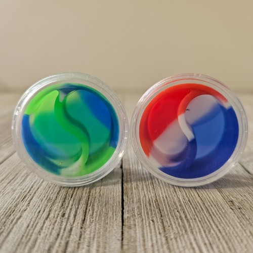 Pair of Dual Slot 1.25" Round Silicone Container in Plastic Hard Shell with Scre - Picture 3 of 12