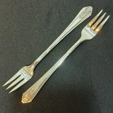 Set of 2 International Silver ROYAL SAXONY 1935 Seafood Cocktail Forks 5 3/4"