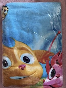 RARE- NEW Large Qubo Beach Towel 58”x30” With Hooded Top