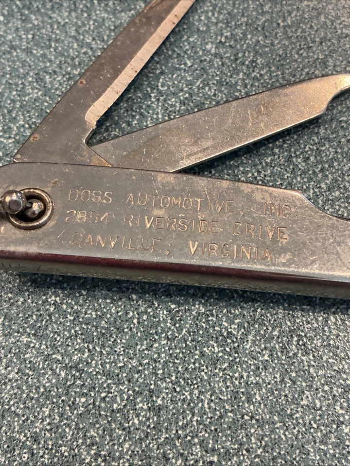 2 Doss Automotive Inc. Danville Va. Llavero/Navaja de Bolsillo Coleccionable De Colección Foto 2 de 4