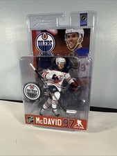 McFarlane Legacy NHL Figure Connor McDavid Ed...