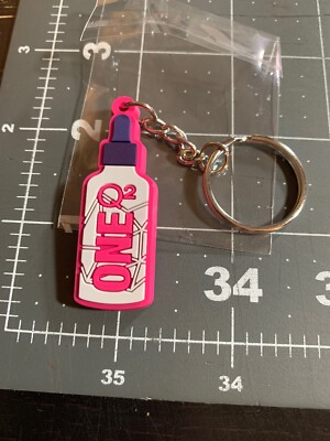 Gyeon One Q2 RUBBER KEY CHAIN - Detailing Detail Wax Compound Ceramic
