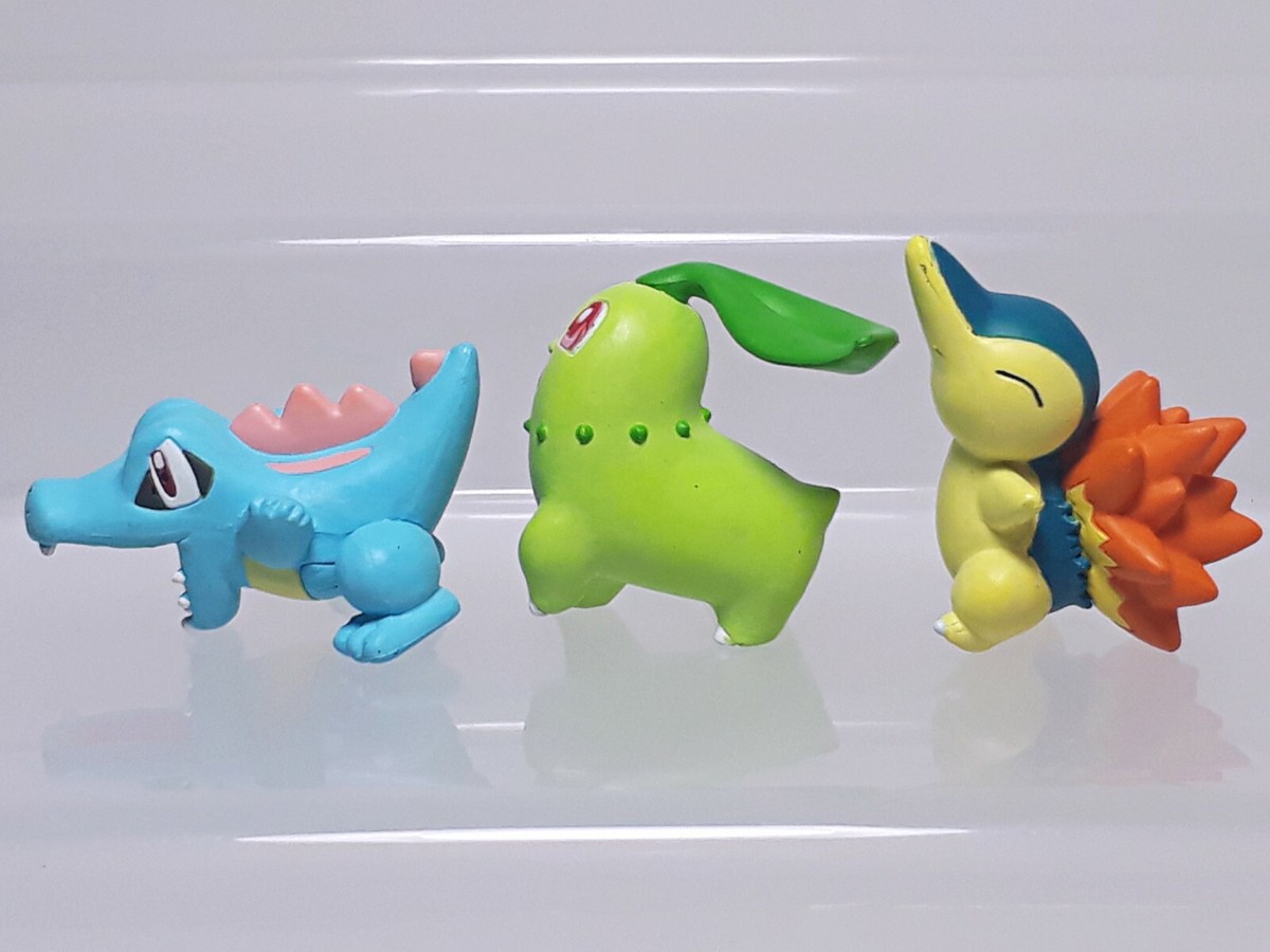 Cyndaquil Chikorita Totodile Pokemon Figure Set Bandai Clipping