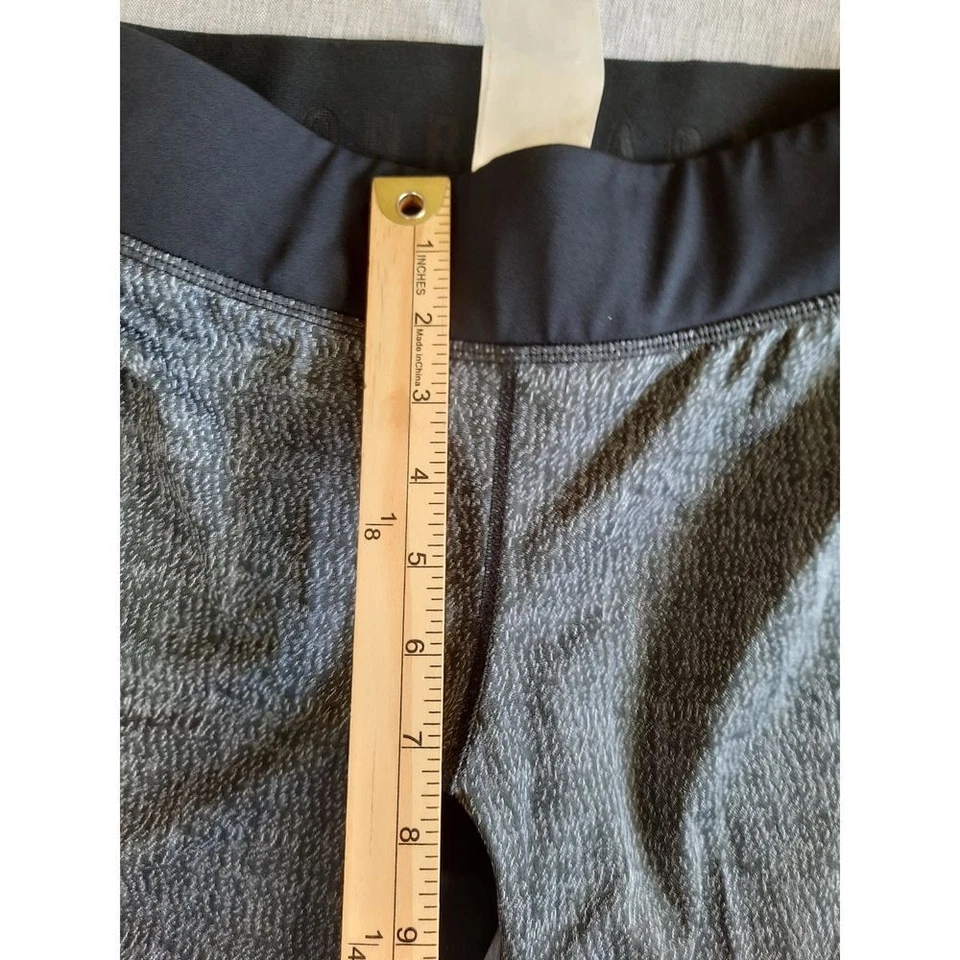 UnderArmour Women's Small Outdoor Stretch Compression Sweatpants Multi-Color - Image 4 of 4