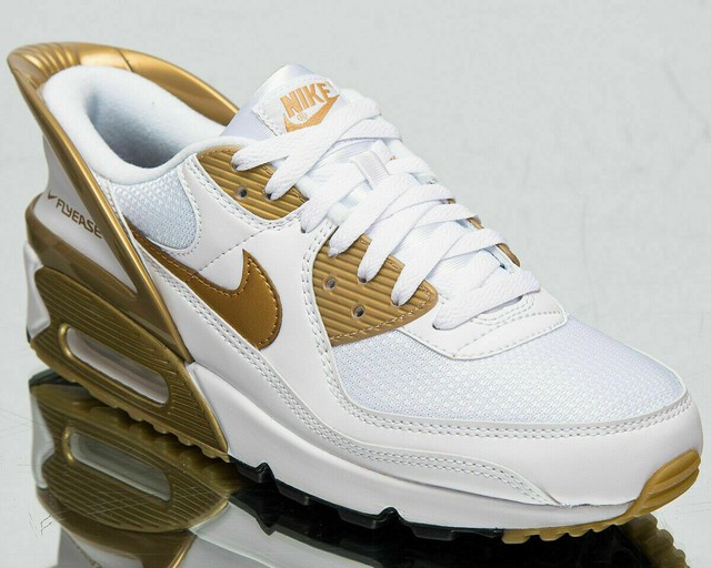 air max flyease gold