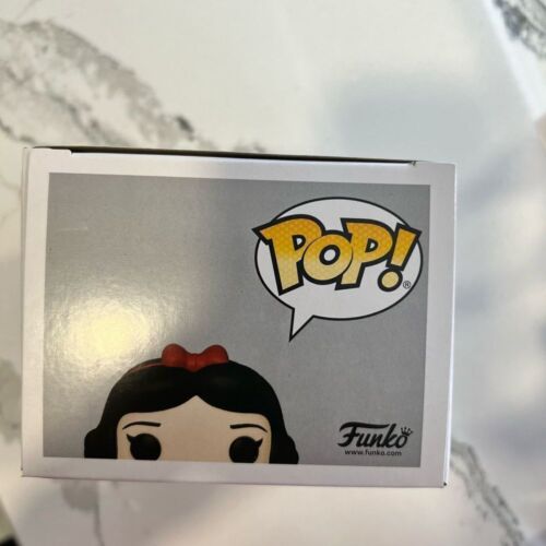 Funko Pop Disney Ultimate Princess Snow White - Picture 6 of 7