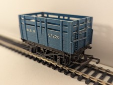 Tri-ang Hornby R781 OO Gauge NER Coke Wagon No.52220 – Blue