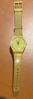 DAVID LYNCH ESTATE DAVID LYNCH'S PERSONAL YELLOW SWATCH WATCH USED