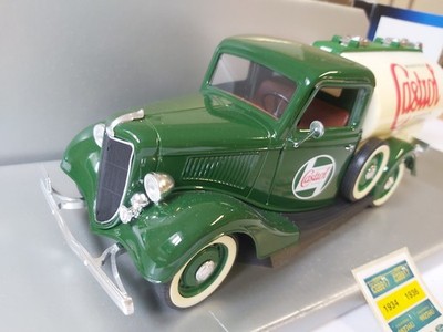 Solido Prestige 1:18 Ford Tankwagen Castrop. Unbespielt in OVP. Top!