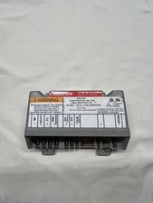 Honeywell S8610M Furnace Ignition Control Board S8610M1011
