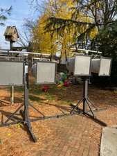 community R-2 speakers w/ L16 Crrank Stands