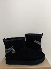 Ugg Australia Womens Classic  Mini  Chains Boot  Size 7 NIB