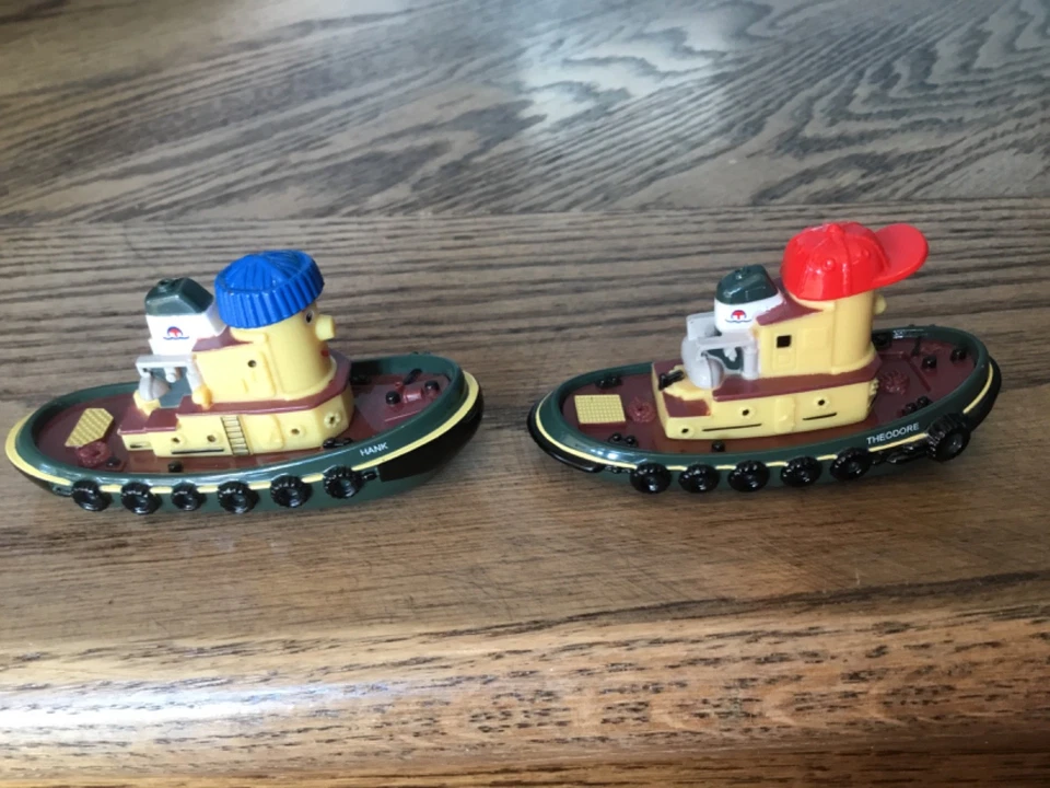 Theodore Tugboat & Hank Tugboat Lot – 1998 ERTL – Vtg. Figures – VG/ExcellenT - Image 3 of 4