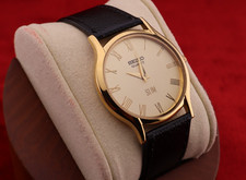 RARE Vintage Seiko Slim GOLD Quartz Gentlemen's Wrist Watch