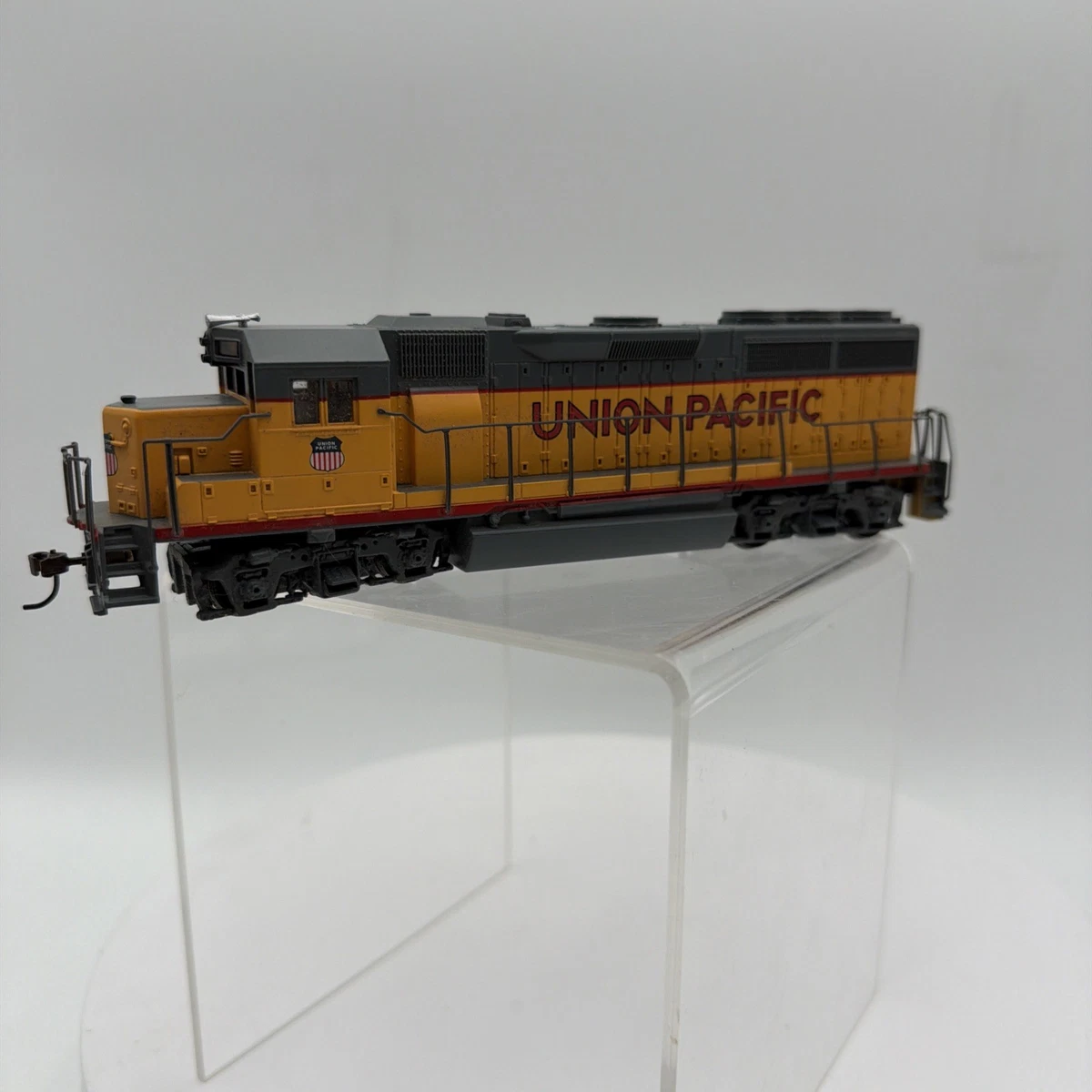 Bachmann HO Union Pacific Railroad Diesel Locomotive Model