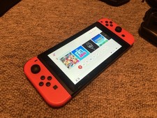 Nintendo Switch V2 2019 / Dock + SD Card + Accessories