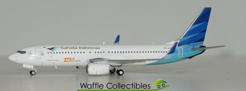 1:400 Phoenix Models Garuda Indonesia B 737-800 PK-GFR 72548