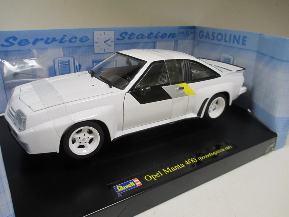OPEL MANTA 400 Blanc White Weiss HOMOLOGATION CAR par REVELL 08819 au 1/18 - Photo 3/4