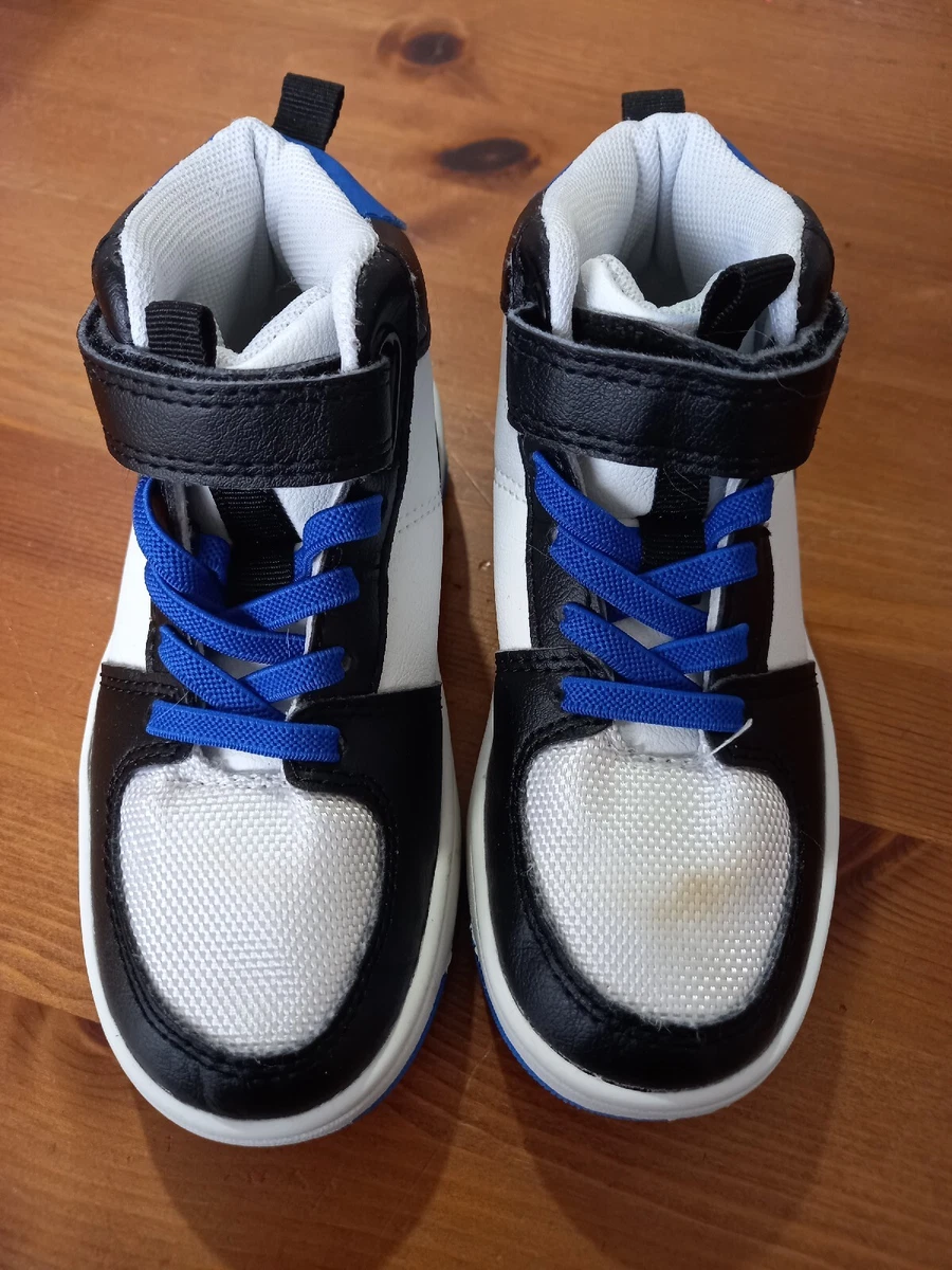 Boys trainers best sale 8.5