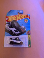 Hi Story 1/43 Toyota Land Cruiser 200 ZX 2015 White Pearl Crystal