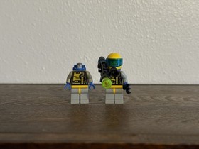 LEGO 1789 Space Unitron Star Hawk II (Missing 4 Pieces)