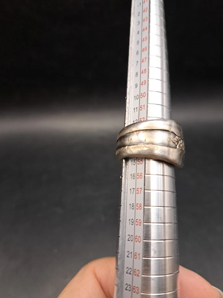 Vintage Spoon Ring Floral Handmade Size 7 Silver Plated Wrap Band - Image 2 of 4