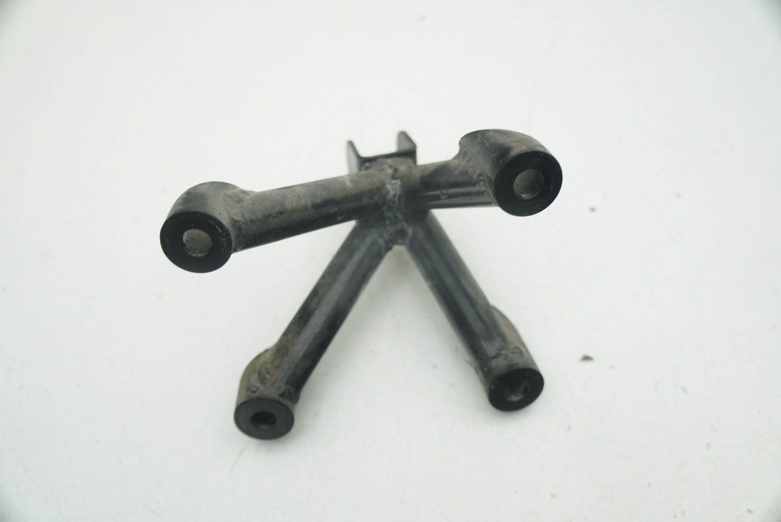 Front Right Trellis Mount Support Bracket 86137600 Ferrari 458 Challenge 2015