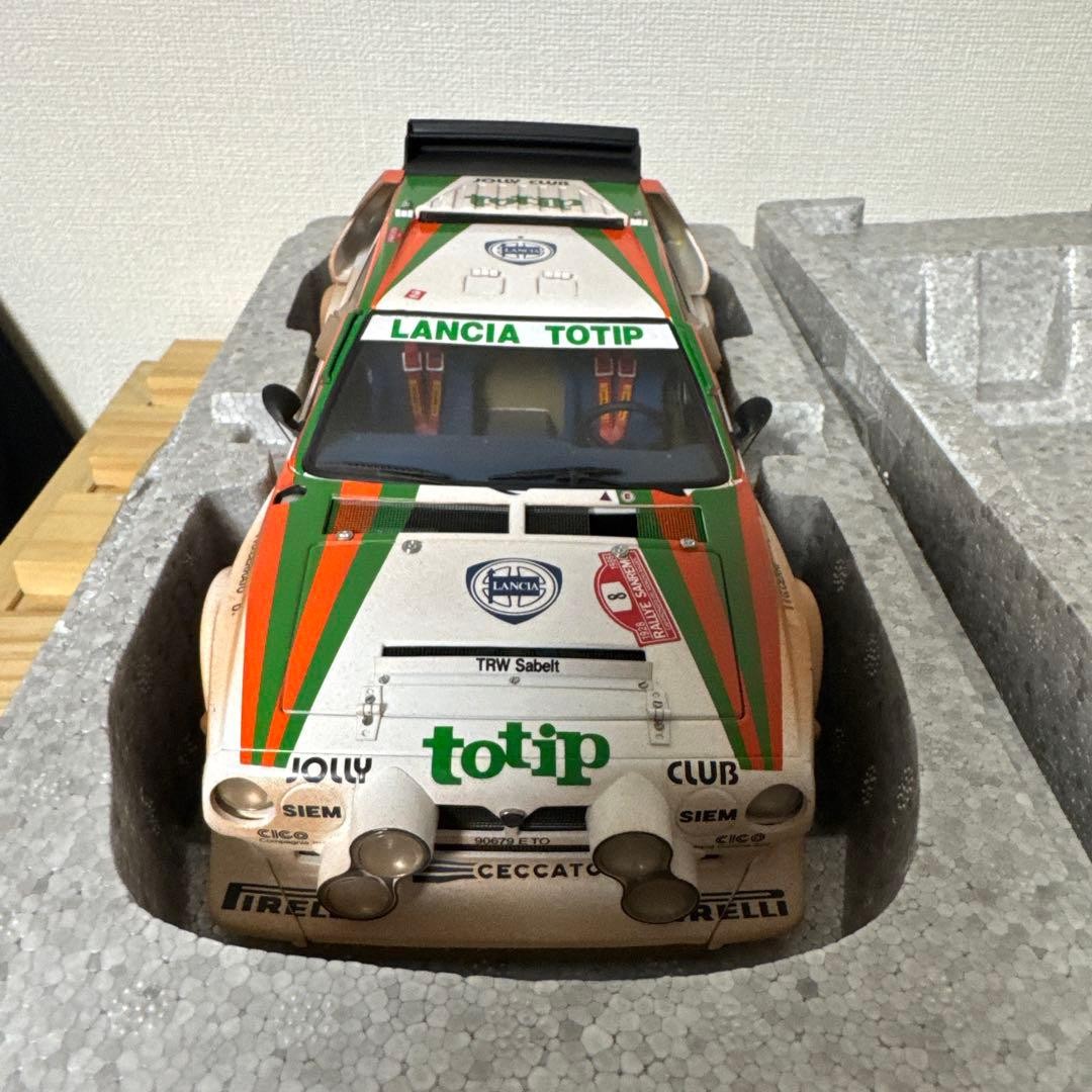 AUTOart 1/18 ランチア デルタ S4 1986 サンレモ・ラリー AUTOart 1/18
