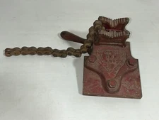 Vintage American Pipe Tool Co. Chain Vise No. 1 Chicago USA AND MOUNTING PLATE