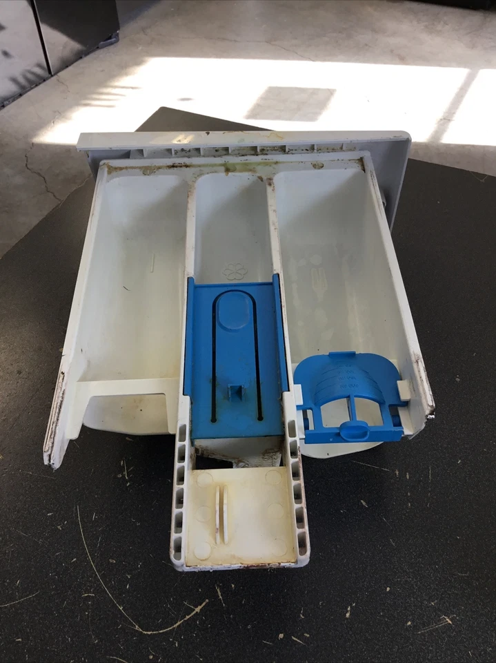 BOSCH Dispenser Tray with Handle 00660683 00645399 WAS20160UC - Image 2 of 2