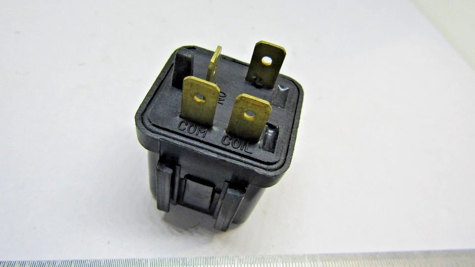 Cruise Control Relay Airtex 1R1315 - Image 2 of 4