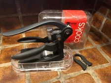 4Pc Automatic Wine Bottle Opener Easy Lift Corkscrew Set  FREE SHIPPING