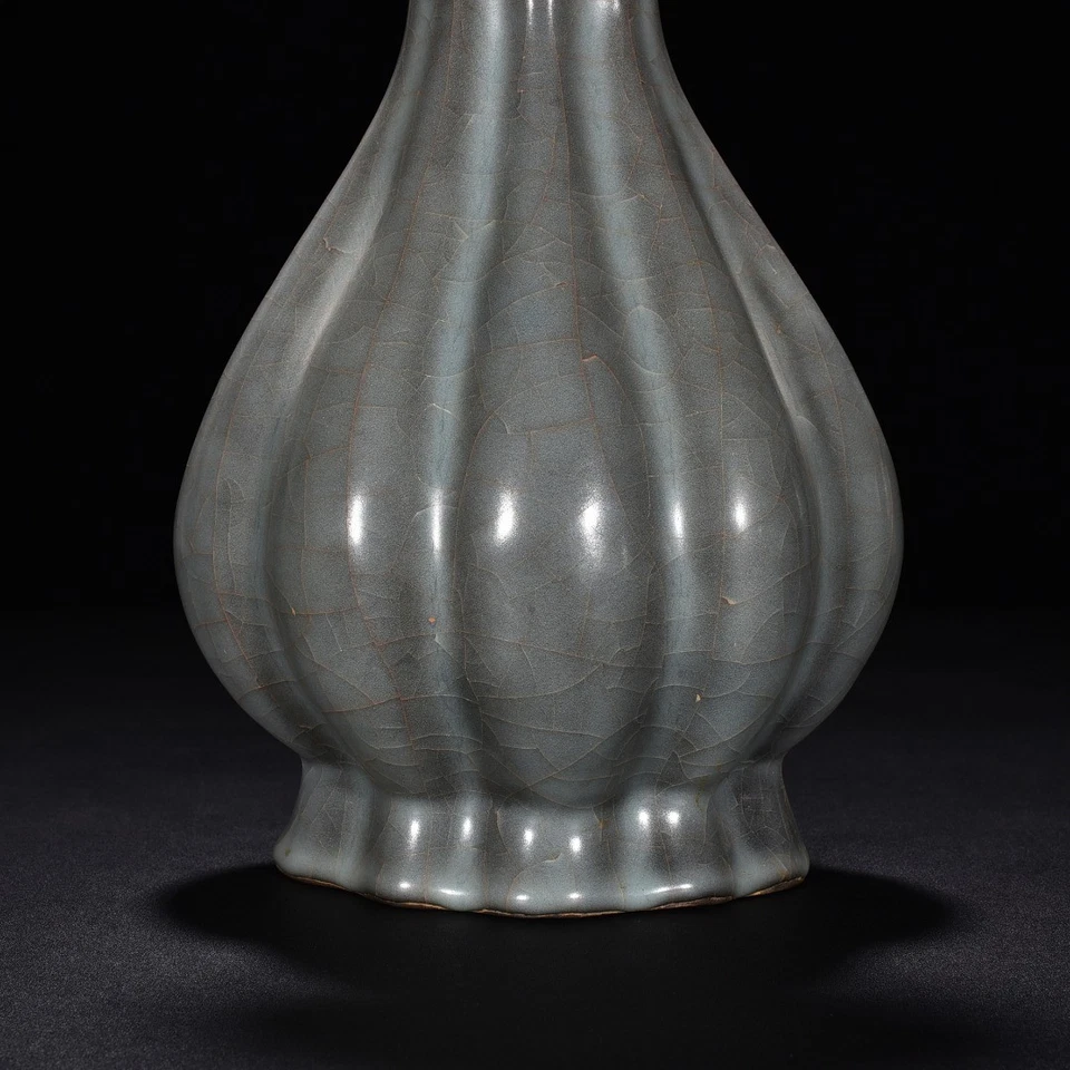 11-дюймовая фарфоровая старомодная ваза с краями дыни династии Сун Xikou Guan - Изображение 4 из 4