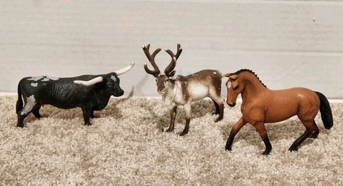 Lot Of 3 Schleich Animals CARIBOU Reindeer, Longhorn, Horse 