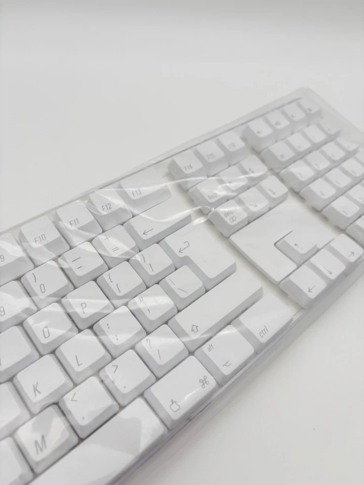 Apple Tastatur Verschweißt Vintage Sammlerstück A1048 QWERTY Layout NEU Retro - Bild 3 von 4