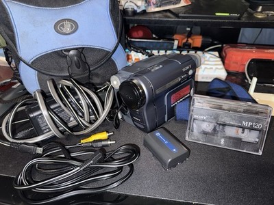 Sony Handycam CCD-TRV128 Hi8 Camcorder Bundle TESTED WORKS GREAT Read Desc