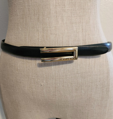 St. John Black Leather Belt with Gold Buckle Leather Loop Belt – St. John Knits main image 3