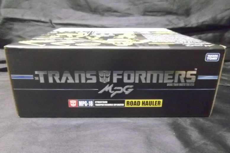 Takara Tomy Transformers MPG-18 Road Hauler Masterpiece G Series