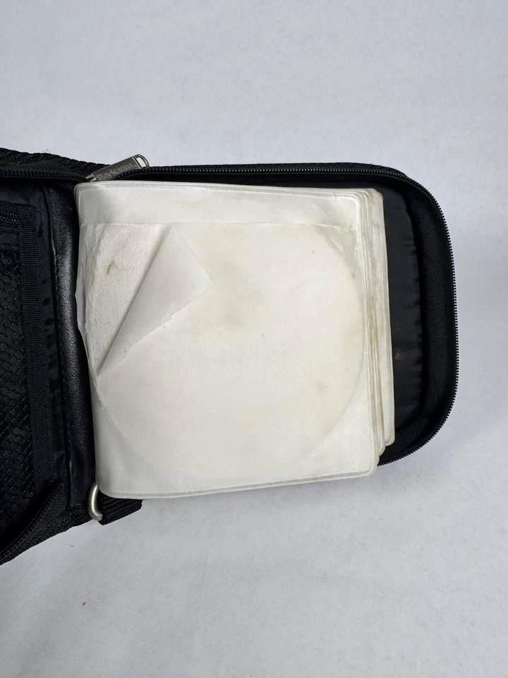 老式官方索尼 Playstation PS1 20 光盘拉链游戏支架手提箱 — 第 3/4 张图片