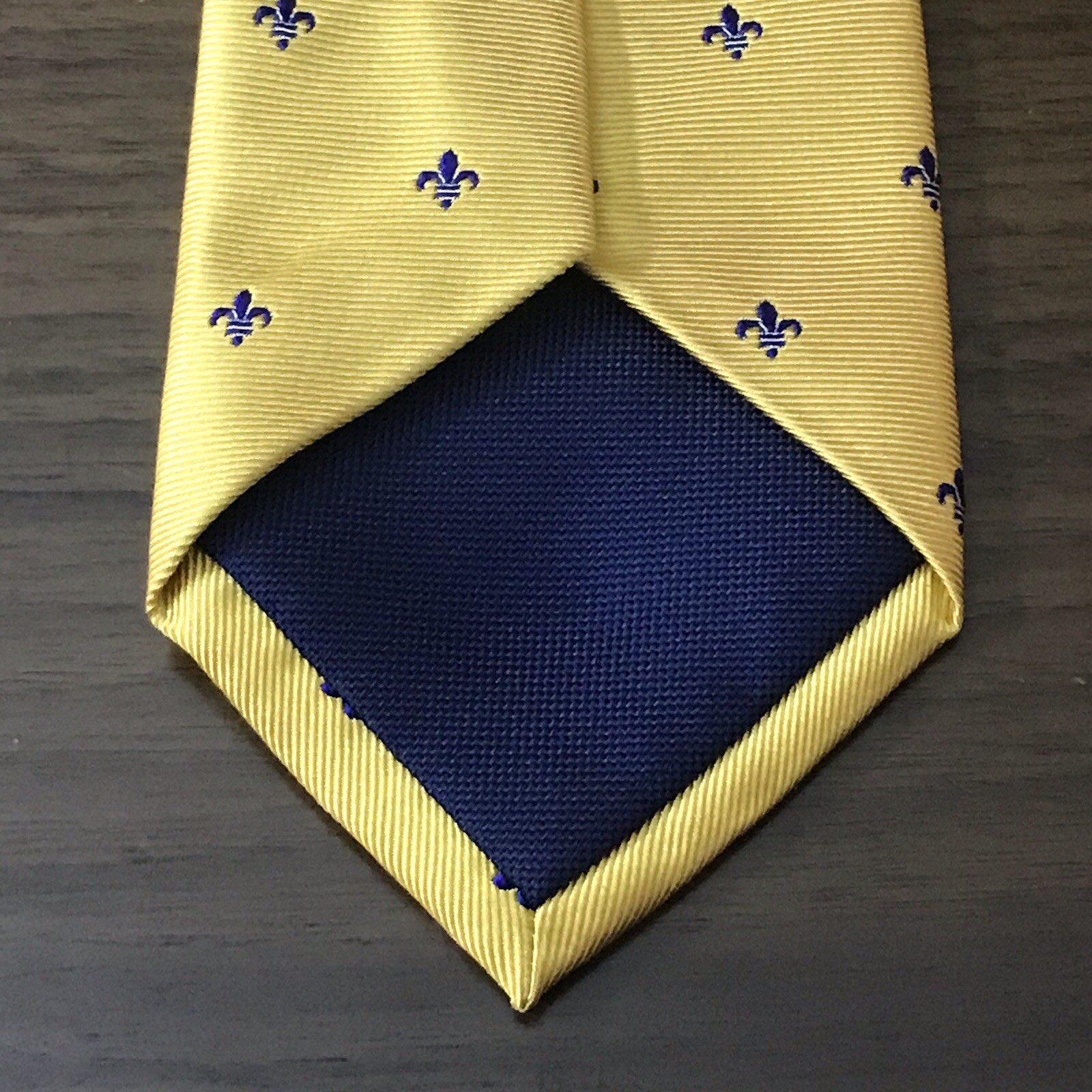 Picture 2 of 9