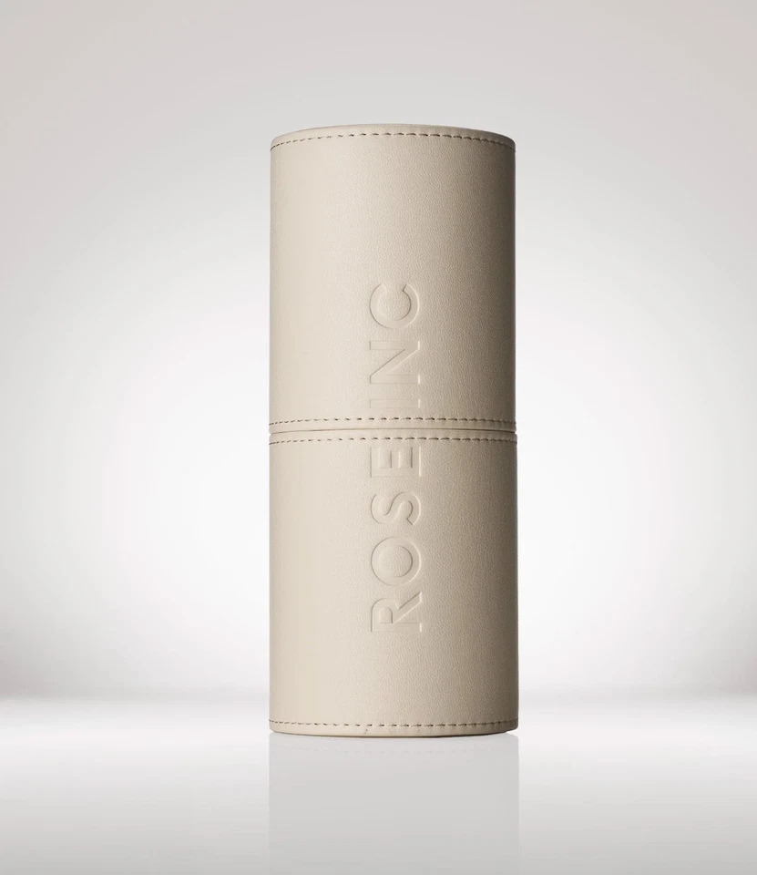 Conjunto de presente pincel de pele Rose Inc com estojo - Imagem 4 de 4