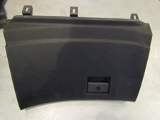 2008 Infiniti G37 Glove Box Split See Pics